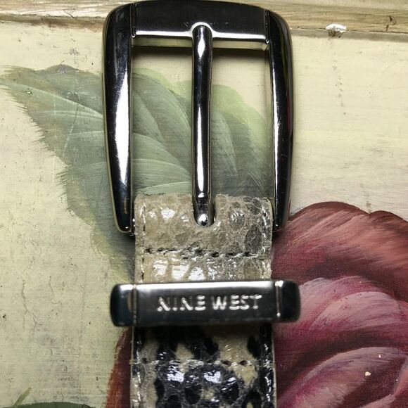 Nine West Faux Snakeskin Belt Silver Hardware Belt Sz M - Picture 4 of 8